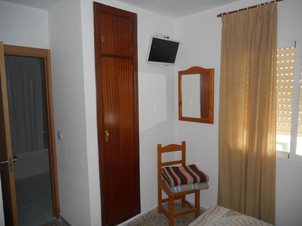 Hostal Paco Pepe Conil De La Frontera Room photo